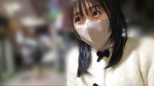 SIRO-5671 A College Student With A Model-like Slender Body